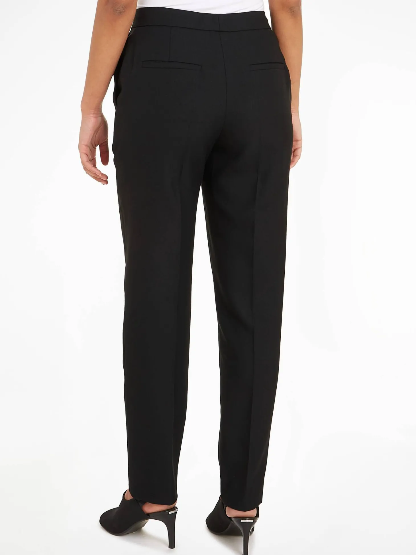 Damen Hose ESS SLIM TAPERED ANKLE PANT