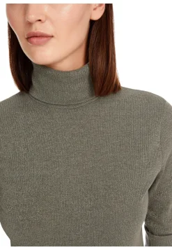 Damen T-Shirt aus schimmerndem Stoff