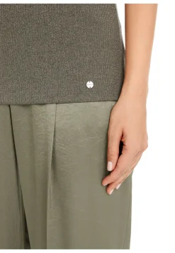 Damen T-Shirt aus schimmerndem Stoff