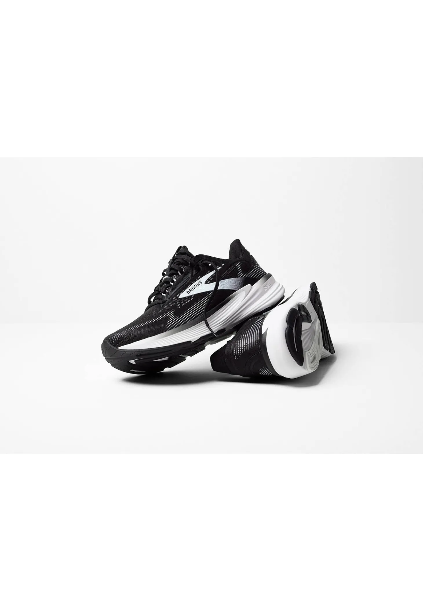 Herren Laufschuhe REVEL 8